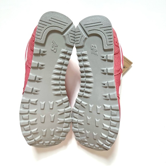 NEW Pink New Balance 574 - Picture 4 of 8